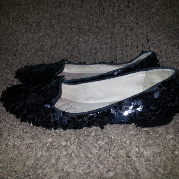 VINCE CAMUTO-Loria Black Sequin Ballet Flats-Size 7B-Very Good - Picture 2 of 7